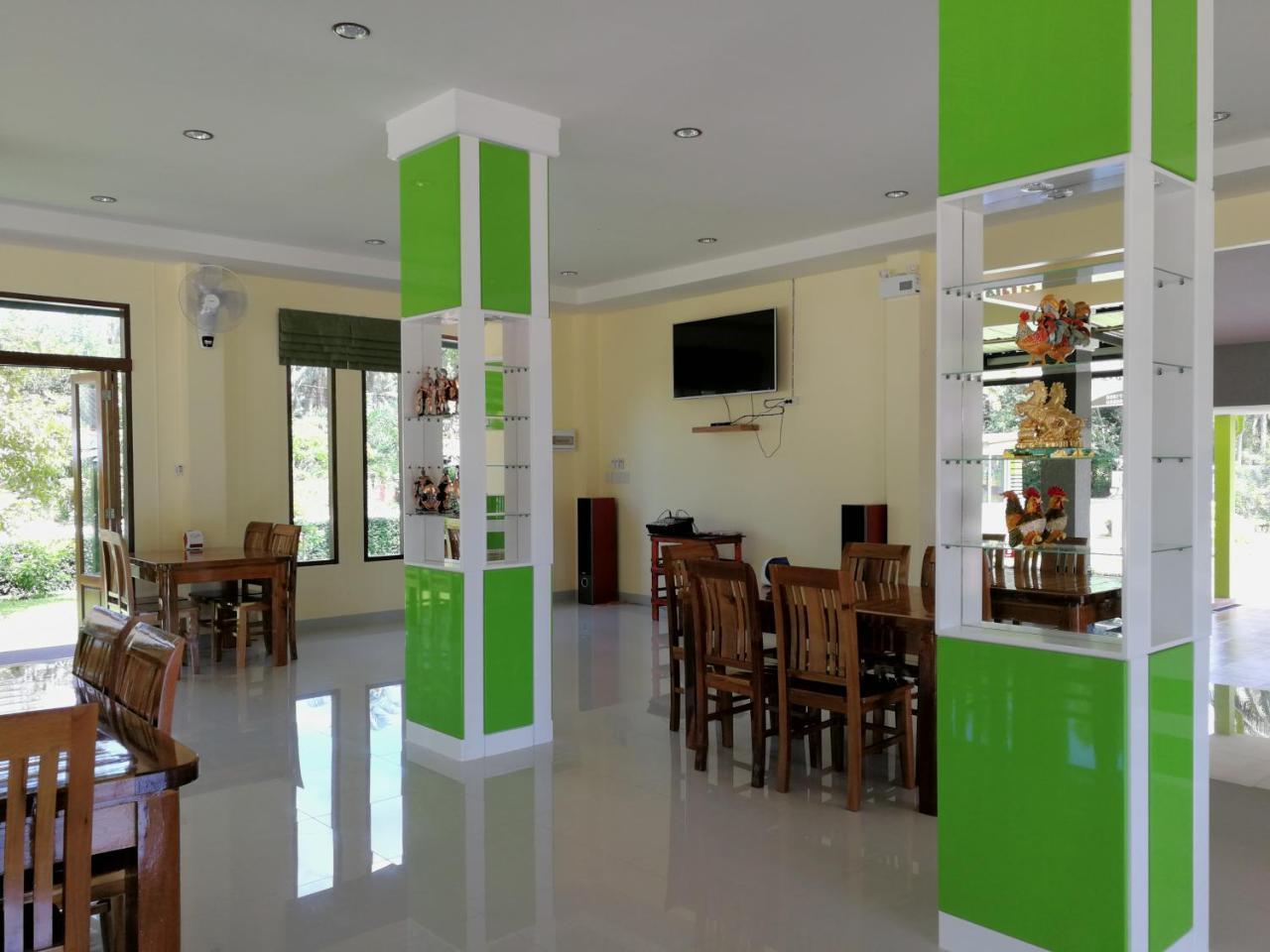 Aranya Resort Чумфон Екстериор снимка